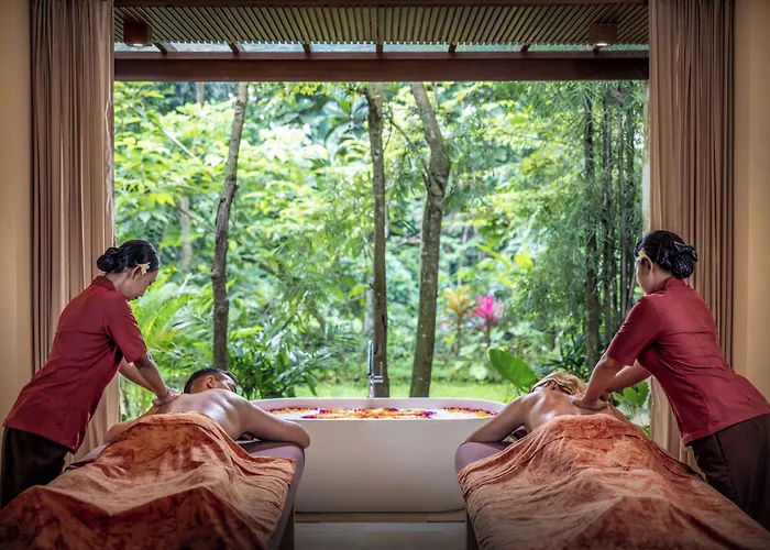 Resort Adiwana Suweta 5*